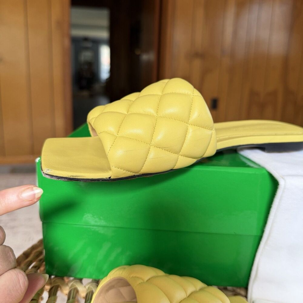 Bottega Veneta Padded Flat Slides Pear Yellow Quilted Leather Sandal EU 39 US 9 - Picture 15 of 16